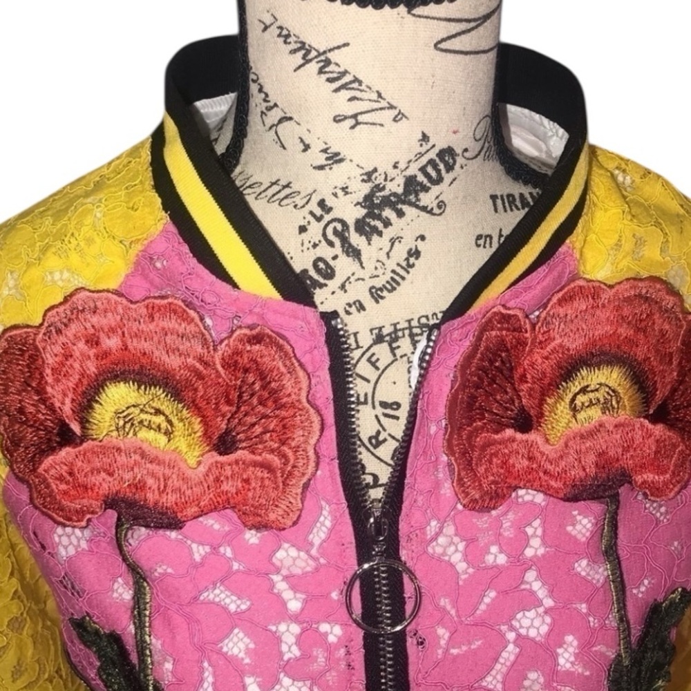 *NWT- Chinese Souvenir Bomber Jacket by Yativi. Size medium - Picture 6 of 8